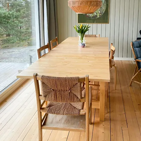 Charming 1970s At Risor, Oysang * Sondeled