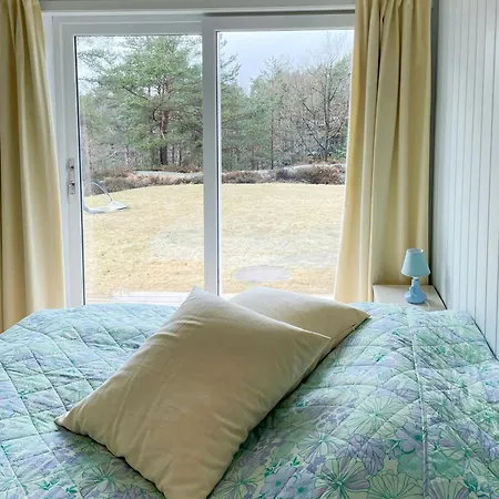 Charming 1970s At Risor, Oysang Semesterbostad