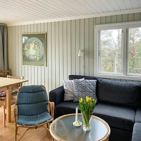 Charming 1970s At Risor, Oysang * Sondeled
