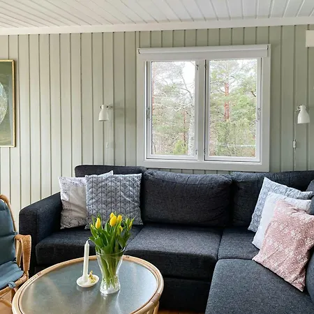 Charming 1970s At Risor, Oysang Nyaraló *